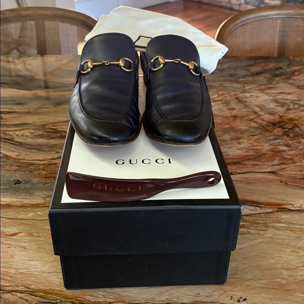 Gucci Navy Leather Loafers with Gold Detail (Betis)